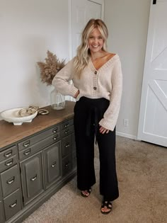 Cute Fall Outfits For Church, Mom Church Outfit, Outfit Inspo For Church, Casual Realtor Outfits, Wednesday Work Outfit, Winter Office Outfits Women Business, Professional Teacher Outfits Elementary, Cold Weather Church Outfit, Law Office Outfits Women