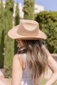 Faux Felt Cowboy Hat Taupe Felt Cowboy Hat, Miss Match, Felt Cowboy Hats, Felt Material, Cowboy Style, Fall Fits, Cowboy Hat, Leather Band, Cowboy Hats