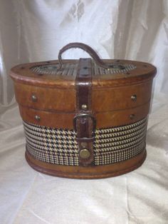 Repurposing Sweaters, Vintage Hat Boxes, Purses Vintage, Table Box, Vintage Picnic Basket, Lunch Pail, Campaign Furniture, Plastic Dinnerware, Vintage Picnic