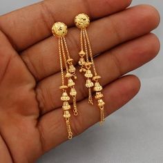 Chain Tops, Wedding Jewellery Designs, Bridal Jewellery Earrings, Diy Wire Earrings, Modern Gold Jewelry, Fancy Jewellery Designs, Gold Mangalsutra, Gold Earrings For Women, Gold Dangle Earrings