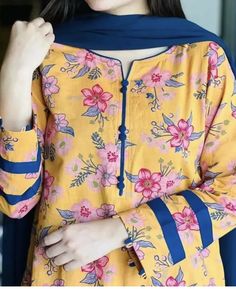 Kameez Design, Suit Neck Designs, Full Sleeves Design, Simple Dress Casual, Kurti Sleeves Design, Gala Design, Lace Dress Design, Simple Kurta Designs, Neck Designs For Suits