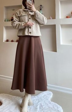 Knee Skirt Outfits, Islamic Modest Fashion, Modest Outfits Muslim, Outfits Muslim, Fashion Dresses Formal