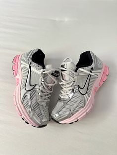 nike zoom vomero 5 photon dust rose foam🎀 Nike Zoom Vomero 5 Outfit, Zoom Vomero 5 Outfit