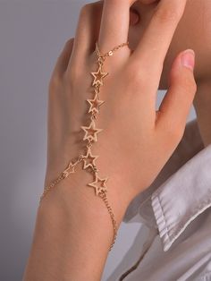 Yellow Gold Fashionable Collar  Zinc Alloy   Embellished   Fashion Jewelry Hand Chain Jewelry, Finger Bracelets, Star Decor, Magical Jewelry, Jewelry Accessories Ideas, Hand Chain, Star Jewelry, Fancy Jewelry, Hand Jewelry