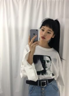 Above Brow Bangs, Mode Ulzzang, Estilo Hippy, Catwalk Fashion, Korean Fashion Trends, Ulzzang Fashion, Celebrity Red Carpet, Korea Fashion, Grunge Style