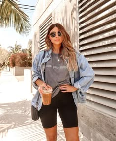 Boyfriend Top Outfit, Biker Shorts With Jean Jacket, Hot Zoo Day Outfit, Biker Shorts And Jean Jacket Outfit, Biker Shorts And Denim Jacket Outfit, Biker Shorts Denim Jacket Outfit, Everyday Outdoor Outfits, Denim Shirt Biker Shorts, Park Clothes Outfit