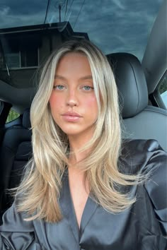 Haircut Selfie, Photo Hijab, Summer Blonde Hair, Blonde Haircuts, Cute Hairstyle, Hairstyles For Layered Hair, Blonde Hair Inspiration, Blonde Hair Looks, Hijab Girl