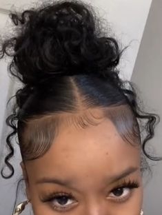 Short Curly Hair Ideas For Black Women, Bun With Edges Laid, Slick Hairstyles Natural Hair Curly, Relaxed Hair Aesthetic, Curlyhead Hairstyles, Small Claw Clip Hairstyles Curly Hair, Hairstyles For Medium Length Hair Natural, Slick Back Claw Clip Hairstyle Curly Hair, Natural Curly Hair Claw Clip Hairstyles