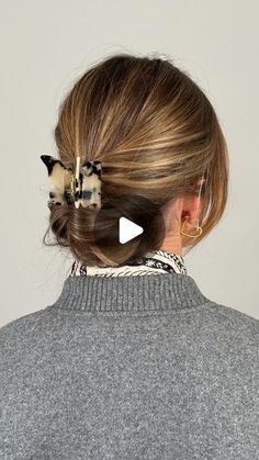 French Hair Pin Short Hair, Quick Updos For Short Hair, Clip Hairstyles Short Hair, Short Hair Updo Tutorial, Hair Today Gone Tomorrow, Bob Hair Color, Hair Bun Tutorial, Hair Upstyles