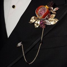 Dolce Gabbana Pomegranate Stickpin Brooch in yellow, white and pink gold with rhodolite garnets, rubies and diamonds Greek Gods And Goddesses, Hades And Persephone, Rhodolite Garnet, Dolce E Gabbana, Ruby Diamond, Looks Vintage, Granada, Cute Jewelry, Pomegranate