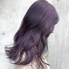 Dark Ash Purple Hair, Pelo Morado Aesthetic, Dark Purple Hair Short, Berry Brown Hair Color, Dark Lavender Hair, Smokey Purple Hair, Ash Purple Hair, Plum Purple Hair, Under Hair Color