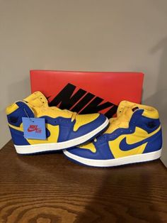 ad eBay - Find many great new & used options and get the best deals for Size 11W/10M Nike Air Jordan 1 High OG "Reverse Laney" (FD2596-700) at the best online prices at eBay! Free shipping for many products! Nike Air Jordan 1 High, Jordan 1 High Og, Rubber Shoes, Nike Air Jordan 1, Air Jordan 1 High, Jordan 1 High, Air Jordan 1 Retro, Nike Dunk Low, Jordan 1 Retro