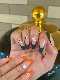 Holloween Nails, Unghie Nail Art, Halloween Press On Nails, Halloween Acrylic Nails, Cute Halloween Nails, Pumpkin Nails, October Nails, Blue Nail, Black Nail