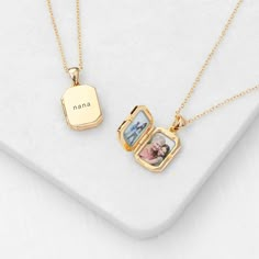 Gift Ideas For Your Aunt, Gifts For Lost Loved Ones Ideas, Customised Gift Ideas, Sentimental Gifts For Boyfriend, Gigi Necklace, Present Picture, Meaningful Gift Ideas, Custom Engraved Necklace, Personalized Pendant Necklace