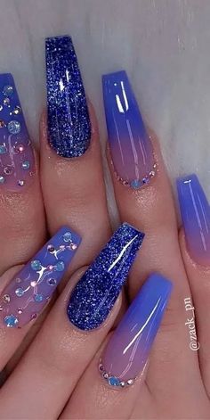 133+ clear nail designs to inspire you 43 Modern House Design Blue acrylic nails Nail Design Glitter, Unghie Sfumate, Long Acrylic Nail Designs, Purple Nail Designs, Blue Acrylic Nails, Ombre Acrylic Nails, Stylish Nails Designs, Nail Design Inspiration, Purple Nail