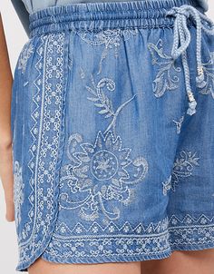 embroidered shorts - Google Search Reward Store, Line Shopping, Embroidered Shorts, Perfect Party, Evening Wear, Childrens Clothes, Party Dress, Cd