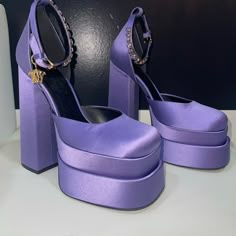 Brand New Never Worn Size 7 Velvet Purple Versace Heels, Shoes Heels Classy, Cute Shoes Heels, Heels Classy, Purple Shoes, Fancy Shoes, Cute Heels, Girly Shoes, Aesthetic Shoes