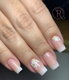 Girls Nail Designs, Acrylic Nails Coffin Short, Girls Nails, Acrylic Nails Coffin, Flower Nails, Wedding Nails, Trendy Nails, French Nails, Feet Nails