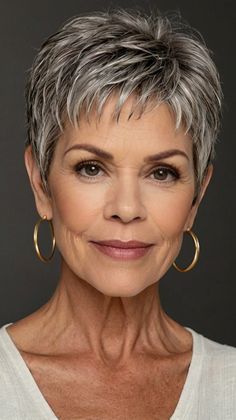 Stylish Short Hairstyles for Women Over 50 Oval Face Short Hair, Asymmetrical Pixie Cuts, Chic Short Haircuts, Easy Care Hairstyles