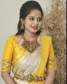 Simple Blouse Designs For Silk Sarees, Sreemantham Hairstyle, Yellow Blouse Design, Yellow Blouse Designs, Blouse Inspiration, Kanchi Pattu Sarees, Hair Style On Saree, Bridal Blouses, Engagement Hairstyles