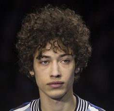 Curly Hair 2000s, Max Fieschi, 2000s Boys, Black Men Hairstyles, Boys With Curly Hair, Haircut Inspiration, Unique Faces, Model Face, Hair Reference