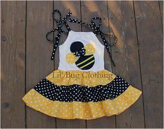 Bumble Bee Yellow & Black Tiered Dress. Bumble Bee Outfit, Bumble Bee Dress, Bee Outfit, Bee Birthday Theme, Twirl Girl, Black And White Dresses, Bug Clothing, Black Tiered Dress, Outfit Yellow