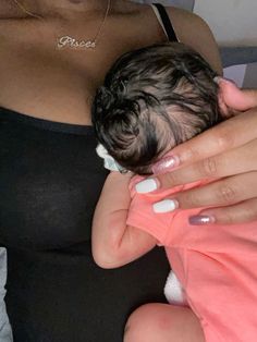 Newborns With Lots Of Hair, Newborn Mixed Baby Girl, Toddler And Newborn Photoshoot, Newborn Black Babies In Hospital, Mixed Babies Newborn, Mother And Newborn Pictures, Mixed Newborn Baby Girl, Newborn Black Baby Girl, Black Newborn Baby Girl