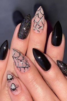 Black Halloween Nails, Nail Art Halloween, Holloween Nails, Hallowen Ideas, Cute Halloween Nails, Pumpkin Nails, Gothic Nails, Goth Nails, Seasonal Nails