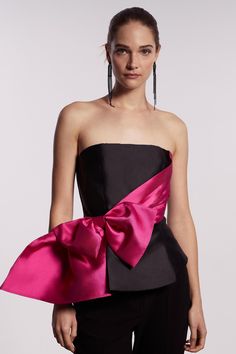 Bow Front Structured Twill Top Bow Corset, Bow Trend, Runway Top, Coast Fashion, Bow Fashion, Outfits Classy, 2025 Fashion, Fashion Design Portfolio, Posing Guide