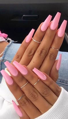 Wedding Acrylic Nails, Nails Yellow, Nagellack Trends, Simple Acrylic Nails, Long Acrylic Nails Coffin, Acrylic Nails Coffin Short, Summer Acrylic Nails, Pink Nail, Pink Acrylic Nails