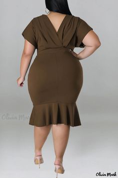 Olivia Mark - Flattering Plus Size Solid Patchwork Flounce V-Neck Dress in Red for Casual Wear Stretch V-neck Dress For Work, Brown V-neck Solid Color Dress, Brown V-neck Solid Dress, Brown V-neck Dress, Non-stretch V-neck Dress For Work, Brown V-neck Mini Dress For Work, Steps Dresses, Floral Dress Formal, Skirt Plus Size