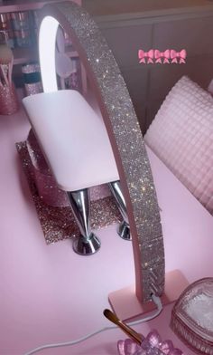 Grey Nail Room Ideas, Nail Business Must Haves, Pink Cosmetology Aesthetic, Nail Setup In Bedroom, Nail Table Organization, At Home Nail Tech Room, Nail Room Inspo Aesthetic, Nail Tech Table Ideas