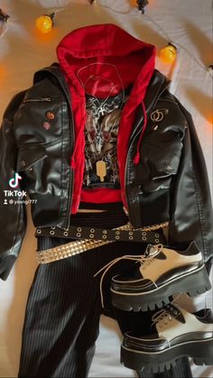 Edgy Streetwear Men, Punk Men Outfit, Double Belt Outfits, Punk Outfits Men Grunge, Y2k Punk Outfits, Alt Outfits Men, Men Grunge Outfits, Punk Outfits Men, Punk Outfits