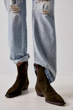 We The Free Wesley Ankle Boots | Free People Western Ankle Boots Outfit, Cos Boots, Brown Boots Outfit, Best Ankle Boots, Short Brown Boots, Boots Outfit Ankle, Western Ankle Boots, Ankle Boots Flat, Cool Outfits For Men