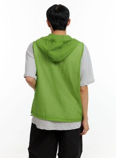 Product Detail Style : Street Occasion : Back to school Type : Men Detail : Zip up, Hood Print : Solid Material : Nylon Sleeve : Sleeveless Neck : Hood Nylon100 Color : Black, Dark gray, Light blue, Green, Gray, White Made in Korea Model Size Model is wearing size M/L and the color Green. Height : 5'9" | 176cm / Top : M / Bottom : L (30 inch) .prddescription table, .prddescription td, .prddescription th { border : 1px solid black; border-collapse : collapse; padding: 10px; } Size(Inch) Size Shou Hooded Outdoor Vest For Spring, Hooded Solid Color Vest For Spring, Sporty Spring Vest For Outdoor Activities, Spring Outdoor Nylon Vest, Casual Outdoor Hoodie Outerwear, Functional Hooded Outdoor Vest, Sporty Hooded Vest For Outdoor Activities, Hooded Nylon Vest For Outdoor Activities, Solid Cotton Windbreaker With Drawstring Hood