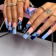 Blue Freestyle Nail Designs, Blue Nails With Flowers Acrylic, Light Blue Nails With Initials, Royal Blue Birthday Nails, Blue Freestyle Nails, 17th Birthday Nails, December Nails Blue, Blue Birthday Nails, Black And Blue Nails