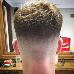 Haircuts Popular, Fade Haircut Designs, Fade Men, High And Tight Haircut, Popular Mens Haircuts, Taper Fade Haircut, Men Hair Color, Taper Fade, Haircut Designs