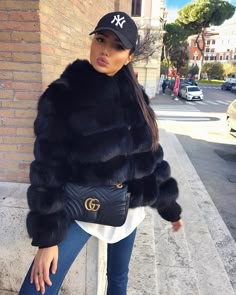 Fur Coats Women, Fashion Weeks, Mode Inspiration, Outfit Casual, Fall Winter Outfits, Lany