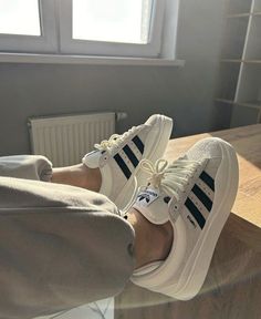 Bad Bunny Adidas, Adidas Bad Bunny, Sneakers 2024, Campus Adidas, Trendy Shoes Sneakers, Dr Shoes, Preppy Shoes, Pretty Shoes Sneakers, Shoes Heels Classy