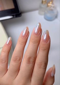 🫧 Nail Design Glitter, Spring Nail Designs, Nail Shimmer, Her Nails, Pearl Nails, Neutral Nails, Spring Nail