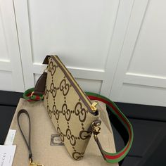 ?? SIZE:W31xH24.5xD5cm Gucci Bags, Sierra Leone, Haiti, Grade 1, Satchel Bags, Brunei, Bottega Veneta, Gucci Bag, Fashion Statement