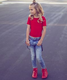 ❤️ @weresofancyblog // shirt by @itsmesamis // pants by @zara // shoes by @aldo_shoes Kids Fashion Zara, Kids Swag, Preteen Fashion, Girl Haircuts, Tween Outfits, Style Blogger, Kids Outfits Girls, Zara Shoes