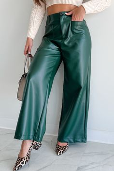 55% COTTON, 45% POLYURETHANE Model Wearing Size Small Color: Dark Green High Waist Faux Leather Wide Leg Belt Loops Front Zipper & Button Front & Back Patch Pockets Pants Have Stretch 12.5" High Rise 29" Inseam For Model Size Specs Please Check Size Charts Launched: 10/2/24 Pockets Pants, Leg Belt, Graphic Dress, Leather Pant, Casual Night Out, Flying Monkey Jeans, Basic Dress, Denim Coat Jacket, Short Mini Dress