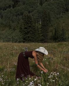 Cowgirl Photoshoot, Shea Marie, Kylie Francis, Hippie Cowgirl, Miley Stewart, Country Lifestyle