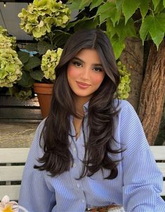 Haircut Layers Black Hair, Long Brunette Hair With Face Framing Layers, Angles And Layers Haircut, Jasmine Nguyen Hair, Indian Layers Haircut, Layered Hair Indian, Indian Haircuts For Women, Haircut Inspo Long Layers, Layers Indian Hair