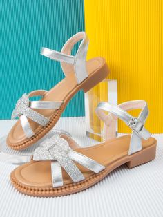 Plateado  Collar   Liso Sandalias con tira Embellished   Zapatos para niños Glitter Decor, Trending Sandals, Kid Shoes