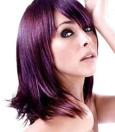 EGGPLANT HAIR COLOR - HAIR COLOUR IDEAS Reddish Purple Hair, Bright Purple Hair, Red Bob Hair, Funky Hair Colors, Caring For Colored Hair, Dyed Hair Purple, Bold Hair Color