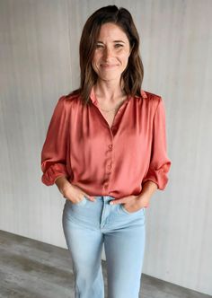 Skies Are Blue Terracotta Crinkled Satin Blouse Satin Blouse Outfit Jeans, Rust Top Outfit, Terracotta Outfit, Satin Blouse Outfit, Celebrity Look Alike, Light Jeans, Soft Autumn, Button Up Dress, Satin Blouse