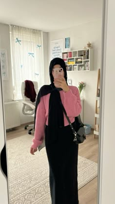 Modest Outfits Hijab, Skirt Combinations, Kaos Rib, Muslimah Fashion Casual, Modest Winter Outfits, Outfits Hijab, Muslim Fashion Hijab Outfits, Hijabi Fashion Casual, Casual Hijab Outfit