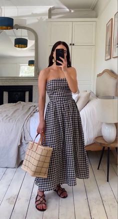 Couture Mode, American Beauty, Gingham Dress, Looks Vintage, Outfits Casuales, Look Fashion, Pretty Dresses